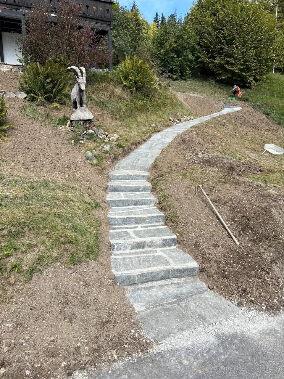 Allée en pierre